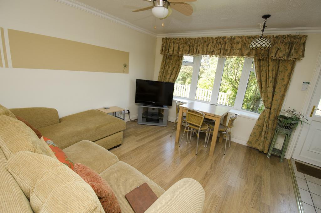 إلفراكومبْ Watermouth Lodges الغرفة الصورة