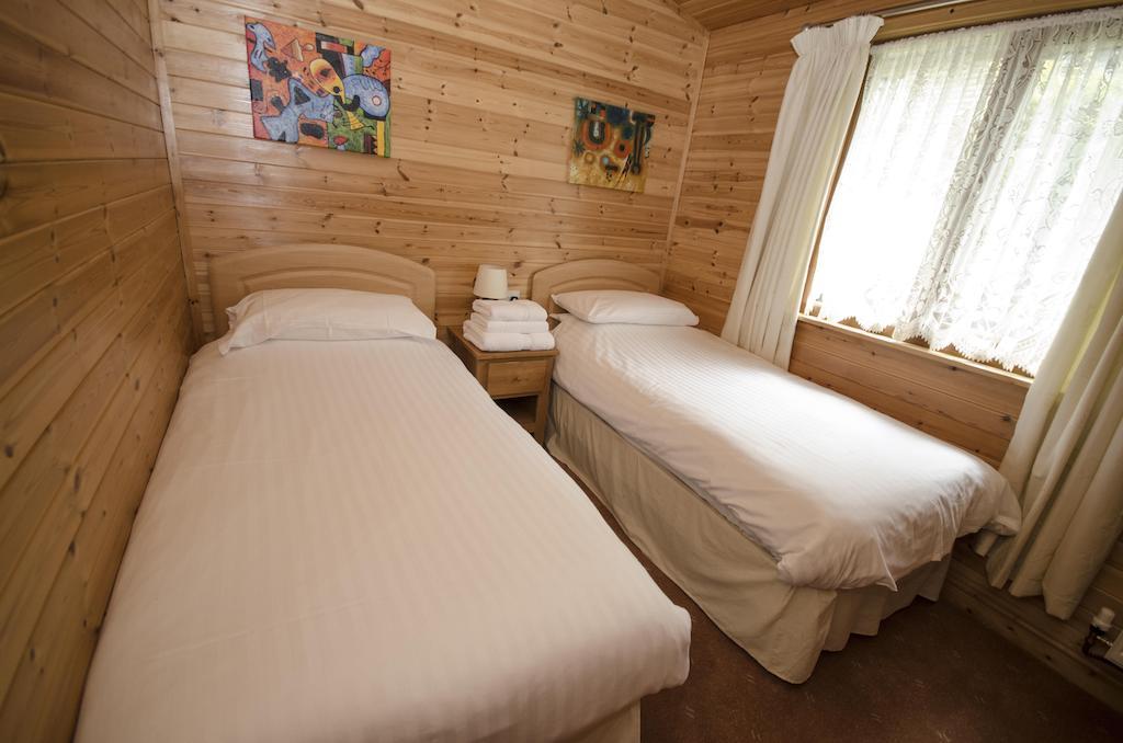 إلفراكومبْ Watermouth Lodges الغرفة الصورة